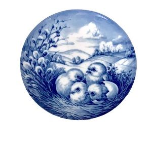 1972 Blue & White Plate Hatching Chicks